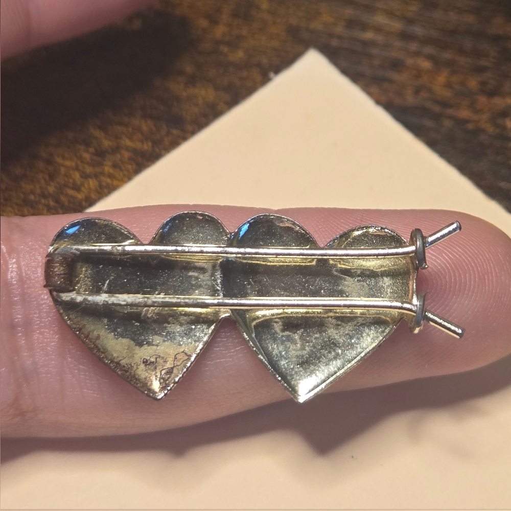 Silver Toned 'Good Luck' Heart Brooch/Barrette - Picture 4 of 6
